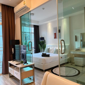 Stylish room Near Central Fest